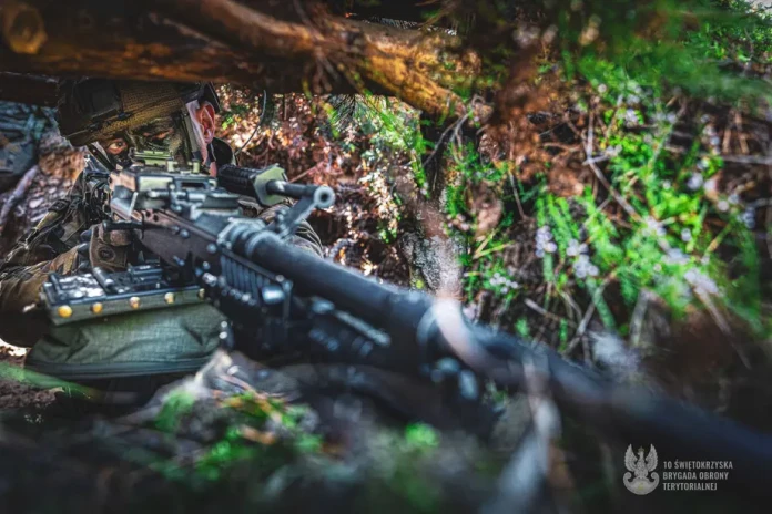 SZKOLENIE POLIGONOWE ŚWIĘTOKRZYSKICH TERYTORIALSÓW-9 SZKOLENIE POLIGONOWE ŚWIĘTOKRZYSKICH TERYTORIALSÓW-9