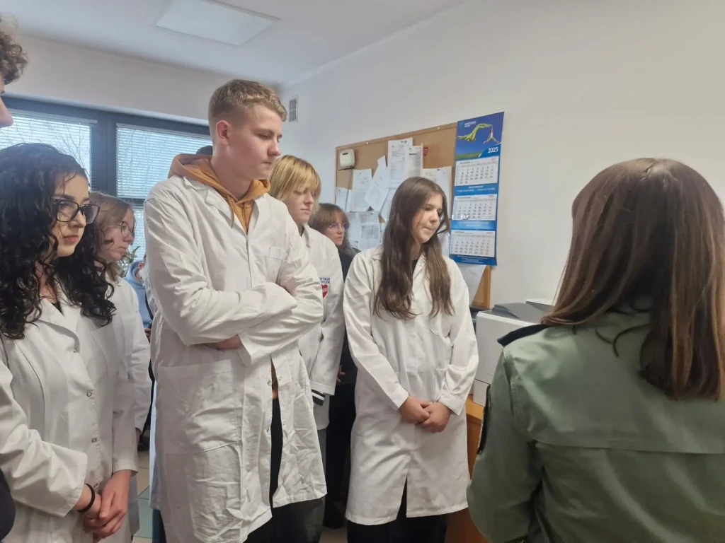 Wizyta studyjna uczniów z Rolnika w Podkarpackim Urzędzie Celno-Skarbowym w Przemyślu 2025 7 16