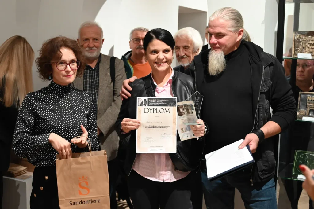 KAMIENICA OLEŚNICKICH - WERNISAŻ WYSTAWY-46