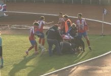 EMOCJONUJĄCE DERBY W SANDOMIERZU – PIŁKARZE WISŁY POKONALI LZS SAMBORZEC