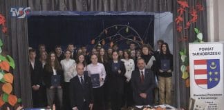 DZIEŃ EDUKACJI NARODOWEJ – STYPENDIA NAUKOWE STAROSTY TARNOBRZESKIEGO WRĘCZONE