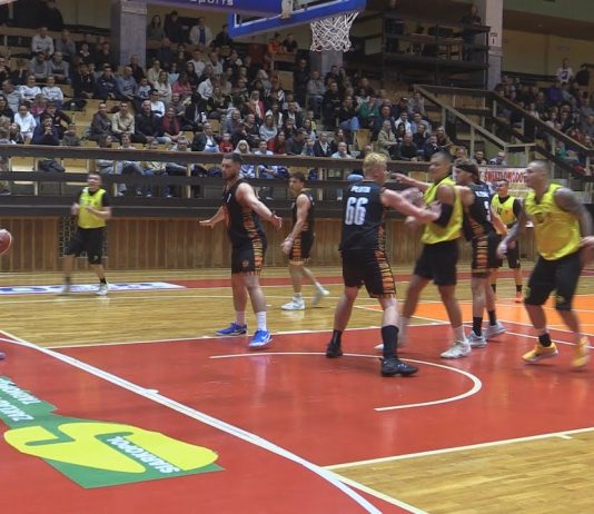 UDANA INAUGURACJA KOSZYKARZY SIARKI TARNOBRZEG – GOSPODARZE POKONALI DZIKI BASKET MIELEC