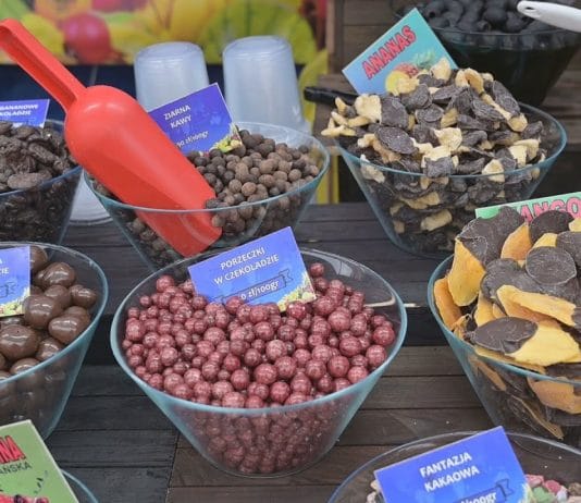 CZEKOLADA, KOCIOŁEK I BIESIADA – FESTIWAL SŁODKOŚCI I ROZMAITOŚCI W SANDOMIERZU