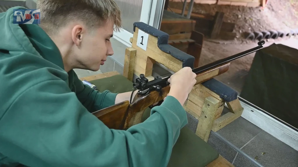 UCZYMY SIĘ RATOWAĆ - ZESPÓŁ SZKÓŁ NR 1 10 UCZYMY SIĘ RATOWAĆ (12)