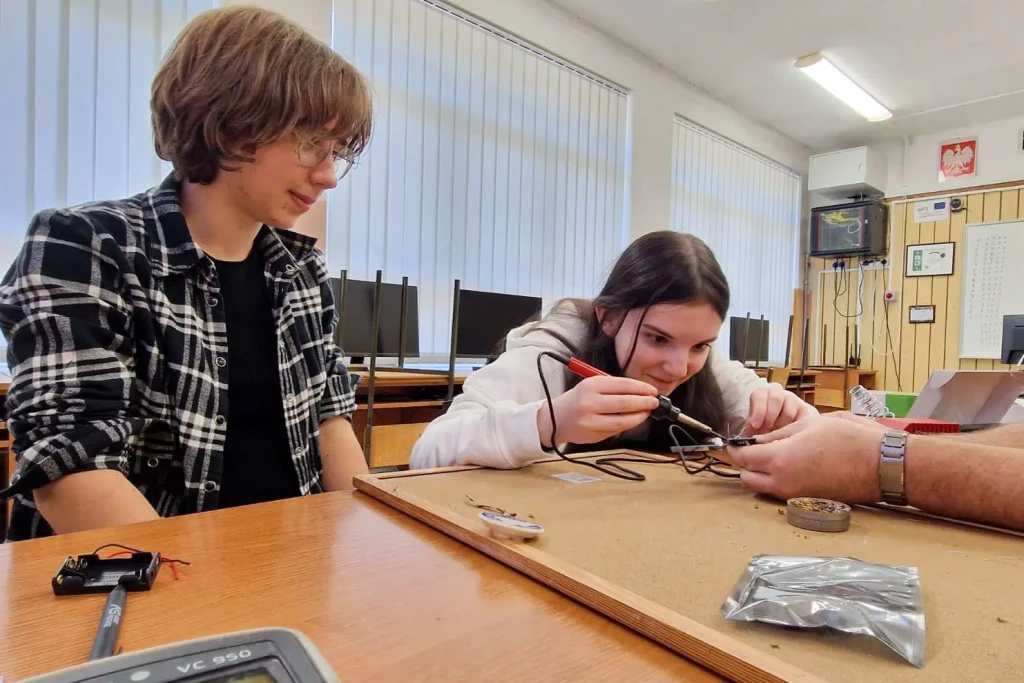 Klucz do Kosmosu - Zespół Szkół nr 2 w Nowej Dębie 9 Klucz do kosmosu-10