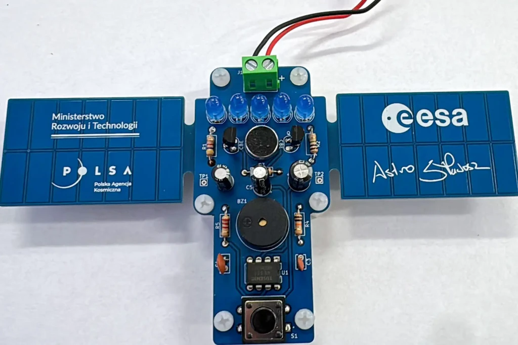 Klucz do Kosmosu - Zespół Szkół nr 2 w Nowej Dębie 4 Klucz do kosmosu-4