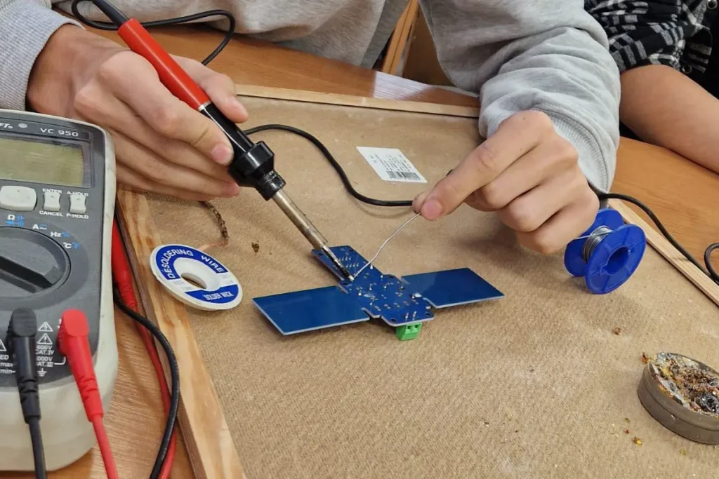 Klucz do Kosmosu - Zespół Szkół nr 2 w Nowej Dębie 5 Klucz do kosmosu-6