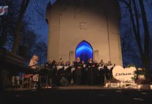 MIECHOCIŃSKIE ZADUSZKI – SPEKTAKL NA STARYM CMENTARZU NA PIASKACH