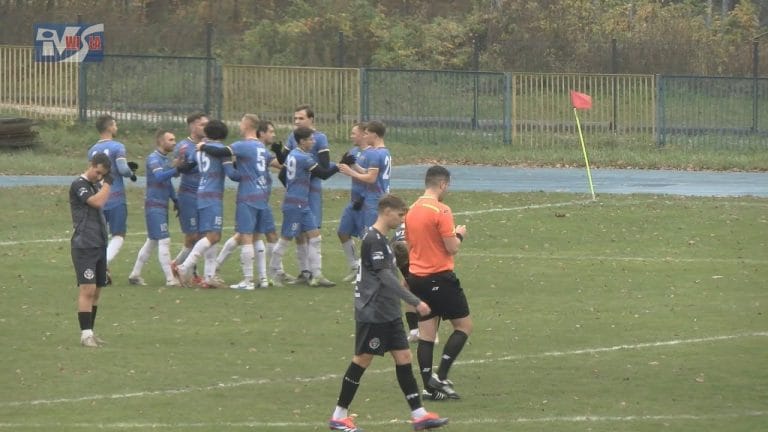 UDANE ZAKOŃCZENIE RUNDY JESIENNEJ W NOWEJ DĘBIE – STAL POKONAŁA UNIĘ NOWA SARZYNA