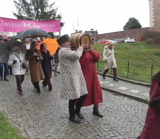 PORA NA MŁODE WINO – WIELKIE ŚWIĘTOWANIE W SANDOMIERZU
