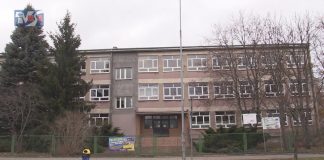 DZIAŁKA W CENTRUM TARNOBRZEGA MA ZOSTAĆ SPRZEDANA – CO DALEJ Z BUDYNKIEM PO GIMNAZJUM?