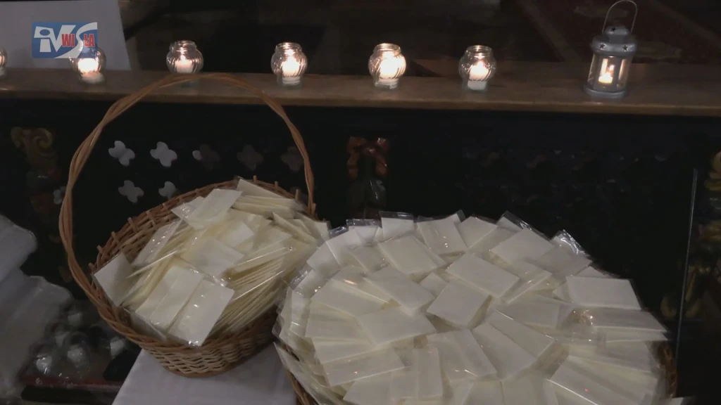 UROCZYSTE PRZEKAZANIE BETLEJEMSKIEGO ŚWIATEŁKA POKOJU - 13.12.2025 10 Betlejemskie Światełko Pokoju (13)