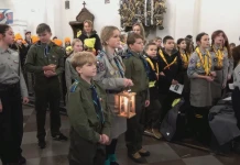 UROCZYSTE PRZEKAZANIE BETLEJEMSKIEGO ŚWIATEŁKA POKOJU – 13.12.2025 Betlejemskie Światełko Pokoju (15)