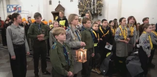 UROCZYSTE PRZEKAZANIE BETLEJEMSKIEGO ŚWIATEŁKA POKOJU – 13.12.2025 Betlejemskie Światełko Pokoju (15)