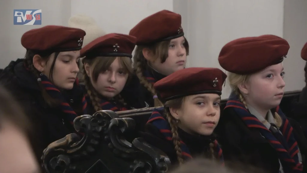 UROCZYSTE PRZEKAZANIE BETLEJEMSKIEGO ŚWIATEŁKA POKOJU - 13.12.2025 4 Betlejemskie Światełko Pokoju (3)