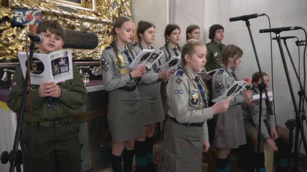 UROCZYSTE PRZEKAZANIE BETLEJEMSKIEGO ŚWIATEŁKA POKOJU - 13.12.2025 8 Betlejemskie Światełko Pokoju (5)