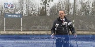 Dworzec PKP w Tarnobrzegu – Konferencja prasowa Posła na Sejm RP Rafała Webera – 2.12.2025 Konferencja prasowa Posła na Sejm RP Rafała Webera (1)