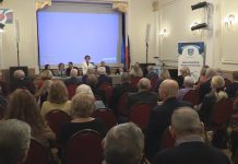 UROCZYSTA SESJA W TARNOBRZEGU – JUBILEUSZ RADY SENIORÓW