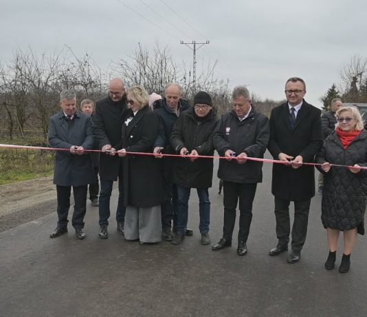 INWESTYCJA EFEKTEM DOBREJ WSPÓŁPRACY – DROGA POWIATOWA W GMINIE OBRAZÓW ZMODERNIZOWANA