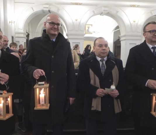 PIELĘGNUJ DOBRO W SOBIE – BETLEJEMSKIE ŚWIATŁO POKOJU DOTARŁO DO SANDOMIERZA