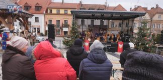 ŚWIĘTA CORAZ BLIŻEJ – KIERMASZ MIKOŁAJKOWY W SANDOMIERZU