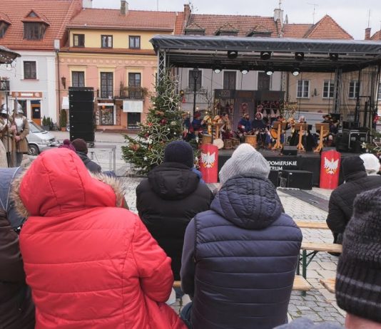 ŚWIĘTA CORAZ BLIŻEJ – KIERMASZ MIKOŁAJKOWY W SANDOMIERZU