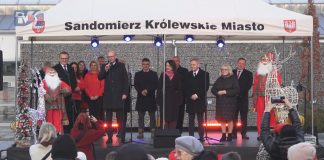 ŚWIĘTA ZJEDNOCZYŁY MIESZKAŃCÓW – MIEJSKA WIGILIA W SANDOMIERZU