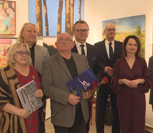 PORÓWNANIA W BIURZE WYSTAW ARTYSTYCZNYCH – WERNISAŻ POKONKURSOWEJ WYSTAWY W SANDOMIERZU