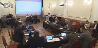 DYSKUSJA O SYTUACJI FINANSOWEJ MIASTA – TARNOBRZEG Z BUDŻETEM NA 2026 ROK