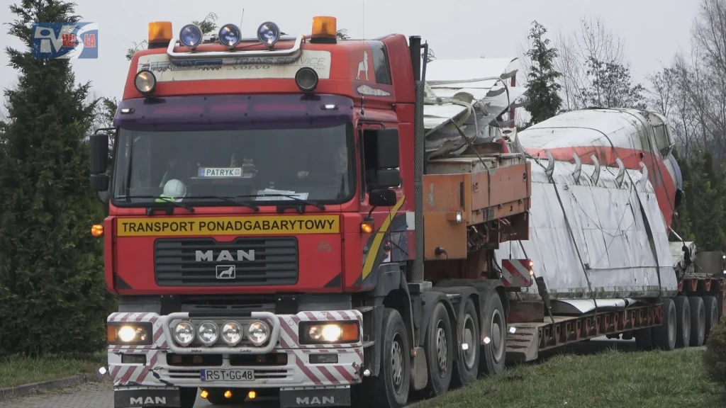 TRANSPORT SAMOLOTU (4)