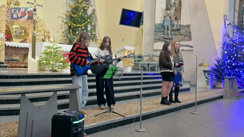 KOLĘDOWANIE Z PRYMASÓWKĄ - PARAFIA ŚWIĘTEJ BARBARY W TARNOBRZEGU - 25.01.2026 1 Kolędowanie z Prymasówką (1)