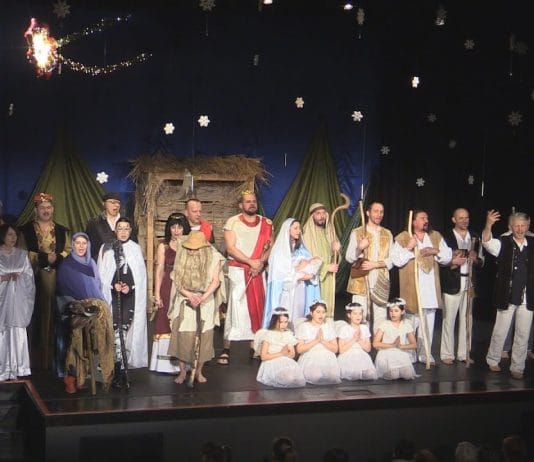 SAMORZĄDOWE JASEŁKA PO RAZ TRZECI – ŚWIĄTECZNY SPEKTAKL W BARANOWIE SANDOMIERSKIM