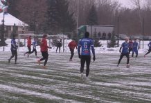 PRZYGOTOWANIA DO RUNDY WIOSENNEJ ROZPOCZĘTE – PIŁKARZE WISŁY SANDOMIERZ WZNOWILI TRENINGI