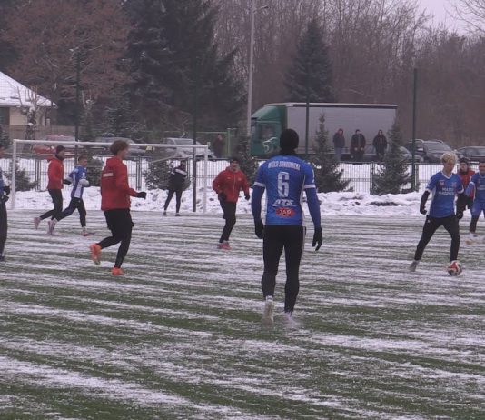 PRZYGOTOWANIA DO RUNDY WIOSENNEJ ROZPOCZĘTE – PIŁKARZE WISŁY SANDOMIERZ WZNOWILI TRENINGI