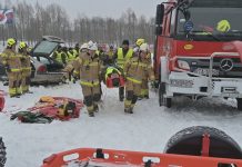 ŻOŁNIERZE I STRAŻACY SPRAWDZILI SWOJE UMIEJĘTNOŚCI – ĆWICZENIA ZGRYWAJĄCE W MIEJSCOWOŚCI DĄBROWICA