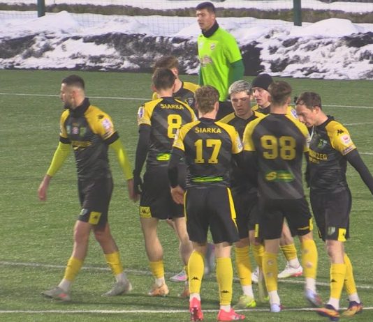 TRZECI ZIMOWY SPARING SIARKI TARNOBRZEG – GOSPODARZE ZREMISOWALI ZE STAREM STARACHOWICE