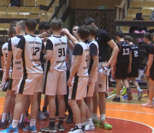 MŁODZI KOSZYKARZE ROZPOCZYNAJĄ WALKĘ O AWANS – SIARKA TARNOBRZEG ROZGROMIŁA START LUBLIN