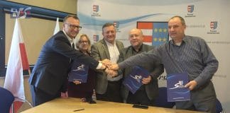 RUSZAJĄ NOWE POŁĄCZENIA AUTOBUSOWE – ZNIKAJĄ KOLEJNE BARIERY KOMUNIKACYJNE