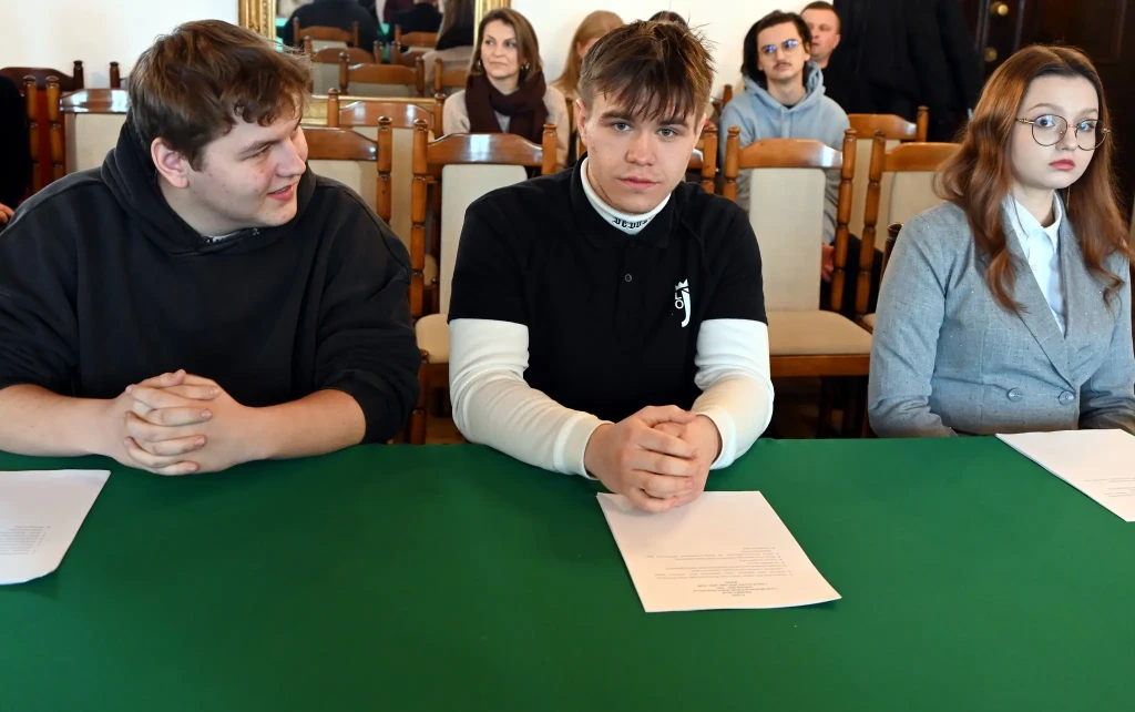 SESJA INAUGURACYJNA MŁODZIEŻOWEJ RADY MIASTA SANDOMIERZA - 8.01.2026 4 Sesja Młodzieżowej Rady Miasta - 08