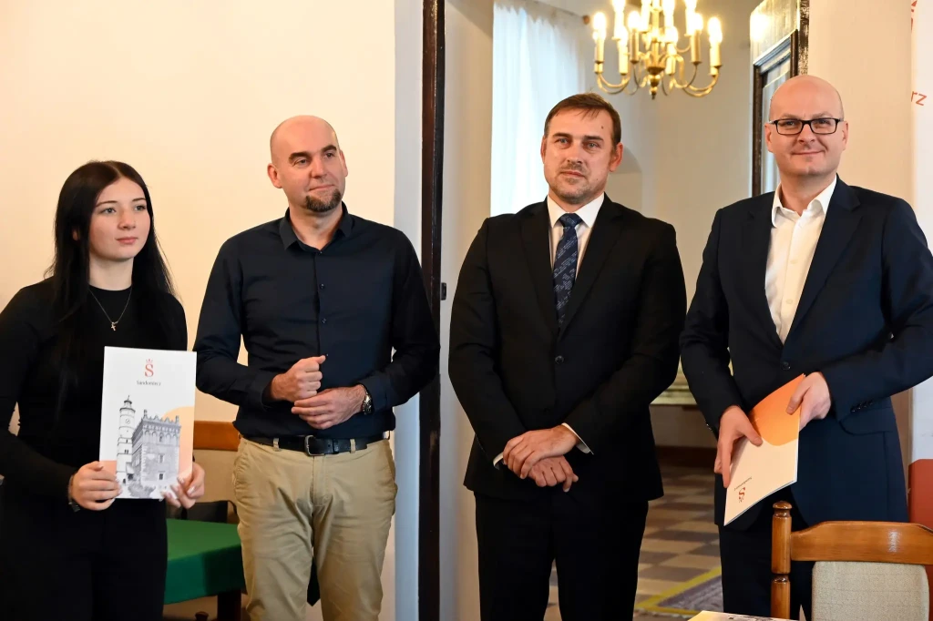 SESJA INAUGURACYJNA MŁODZIEŻOWEJ RADY MIASTA SANDOMIERZA - 8.01.2026 11 Sesja Młodzieżowej Rady Miasta - 10