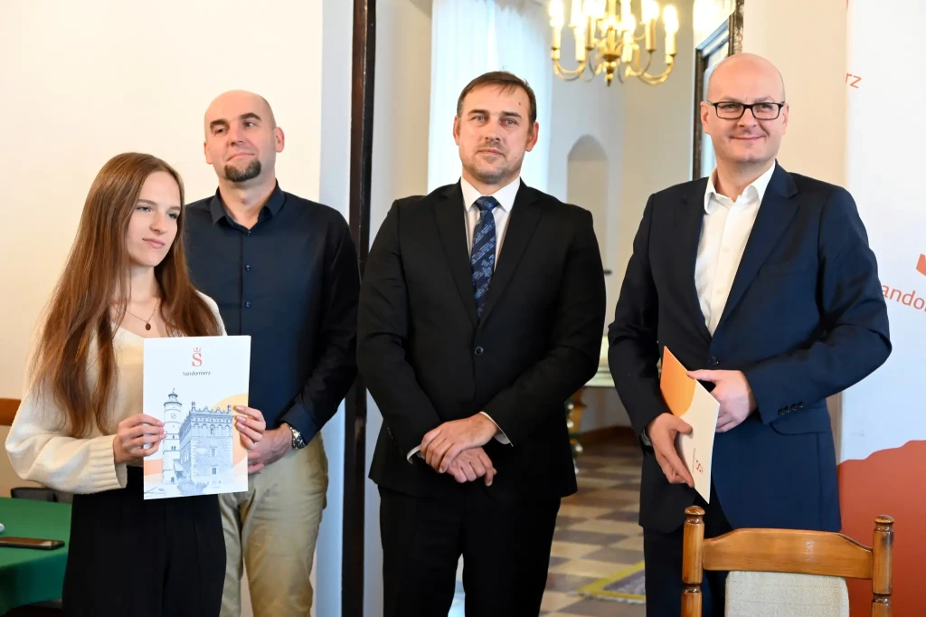 SESJA INAUGURACYJNA MŁODZIEŻOWEJ RADY MIASTA SANDOMIERZA - 8.01.2026 12 Sesja Młodzieżowej Rady Miasta - 11