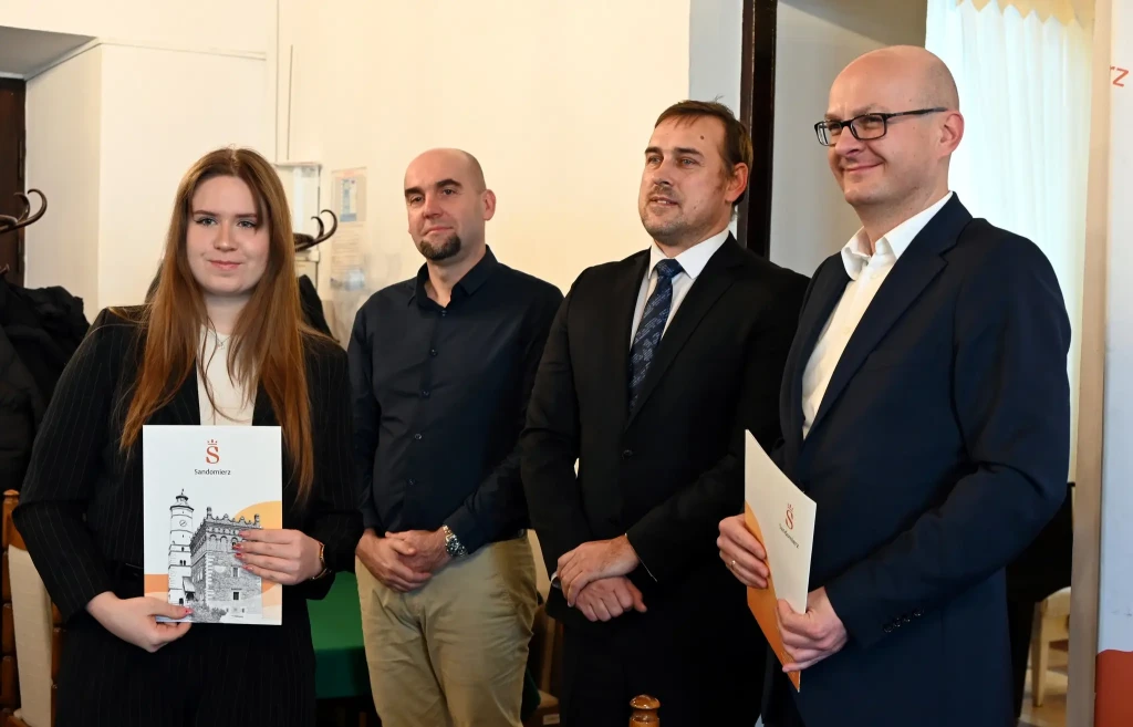 SESJA INAUGURACYJNA MŁODZIEŻOWEJ RADY MIASTA SANDOMIERZA - 8.01.2026 13 Sesja Młodzieżowej Rady Miasta - 12