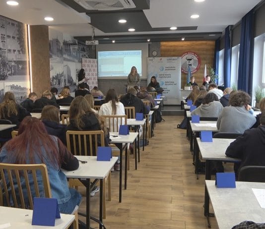 MATEMATYCZNE DUETY – POWIATOWY KONKURS W TARNOBRZESKIEJ „BUDOWLANCE”