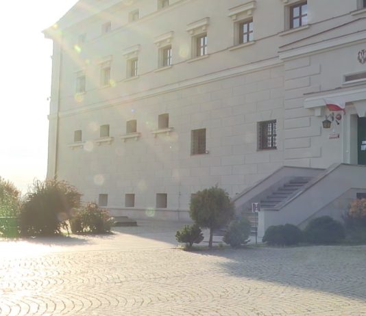 W SANDOMIERZU ODKRYWAJĄ KARTY – JAKIE WYGLĄDAJĄ PLANY MUZEUM ZAMKOWEGO NA 2026 ROK?