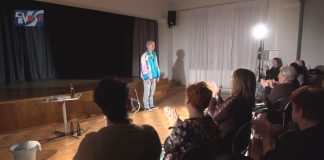 DZIEŃ KOBIET Z TEATREM – PANIE Z GMINY GRĘBÓW ŚWIĘTOWAŁY