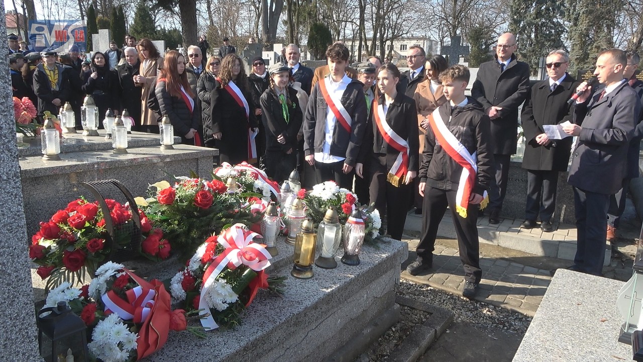 SANDOMIERZ PAMIĘTAŁ O BOHATERACH – OBCHODY NARODOWEGO DNIA PAMIĘCI ŻOŁNIERZY WYKLĘTYCH