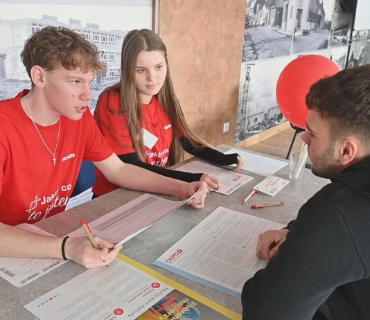 AKCJA „KOMÓRKOMANIA” – W TARNOBRZEGU SZUKALI POTENCJALNYCH DAWCÓW SZPIKU