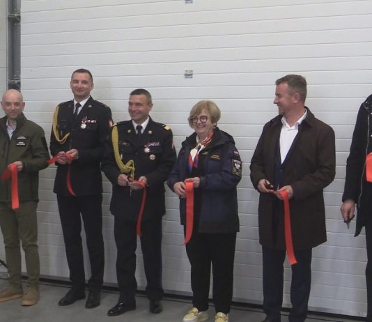 JEDNOSTKA RATOWNICZO-GAŚNICZA ROZBUDOWANA – INWESTYCJA W NOWEJ DĘBIE ZAKOŃCZONA