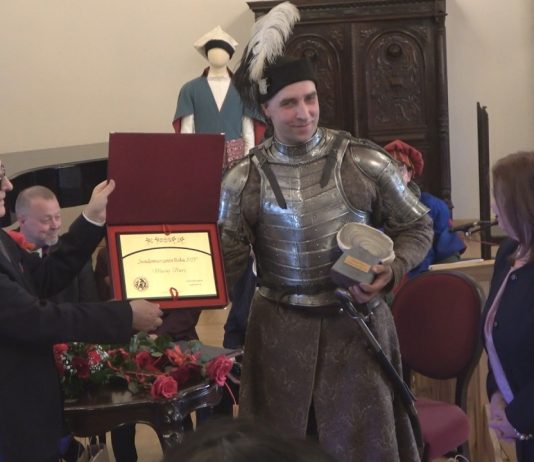 UROCZYSTA GALA W ZAMKU KRÓLEWSKIM – MACIEJ BURY SANDOMIERZANINEM ROKU 2025