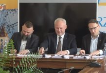 UMOWY Z WYKONAWCAMI PODPISANE – PORA NA DUŻE INWESTYCJE W TARNOBRZESKICH SZKOŁACH